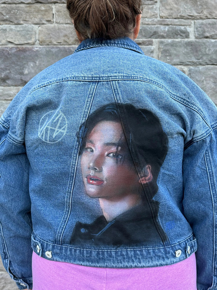 Hyunjin Stray Kids Denim Jacket – Hand-Painted Airbrushed Hyunjin Jacket Pop Brush - Adam Benet Shaw